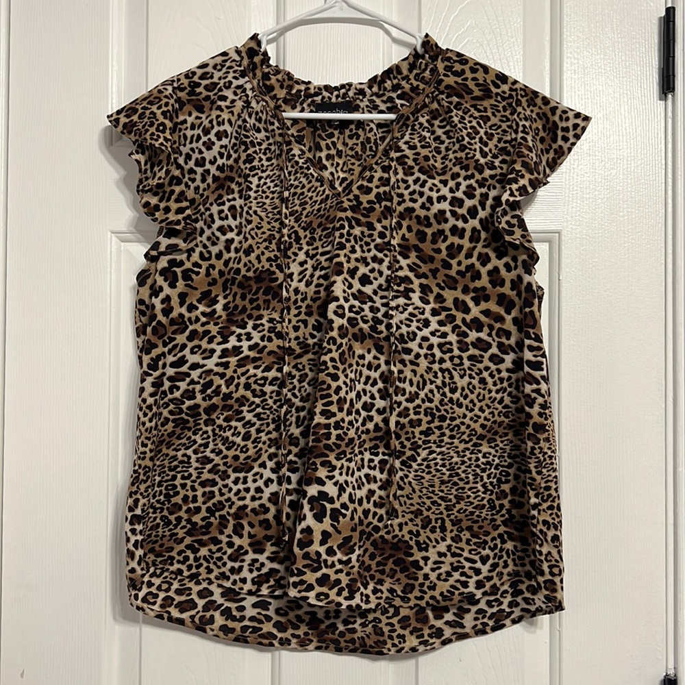 Boutique Cheetah Ruffle Sleeve Blouse